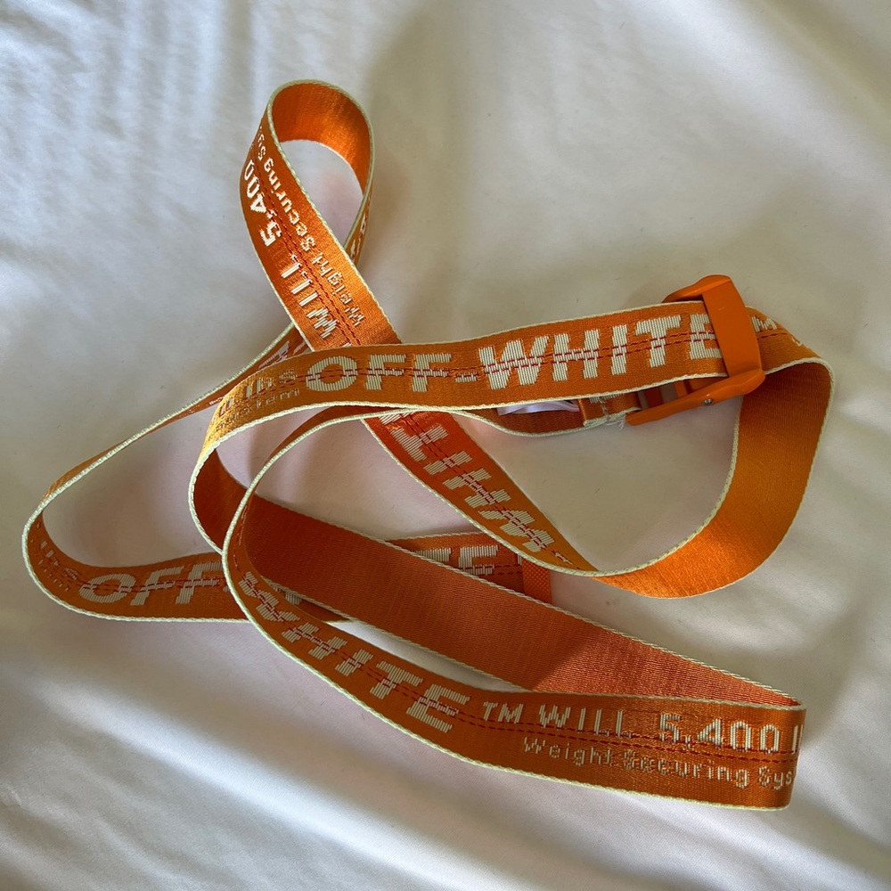 Off white industrial belt